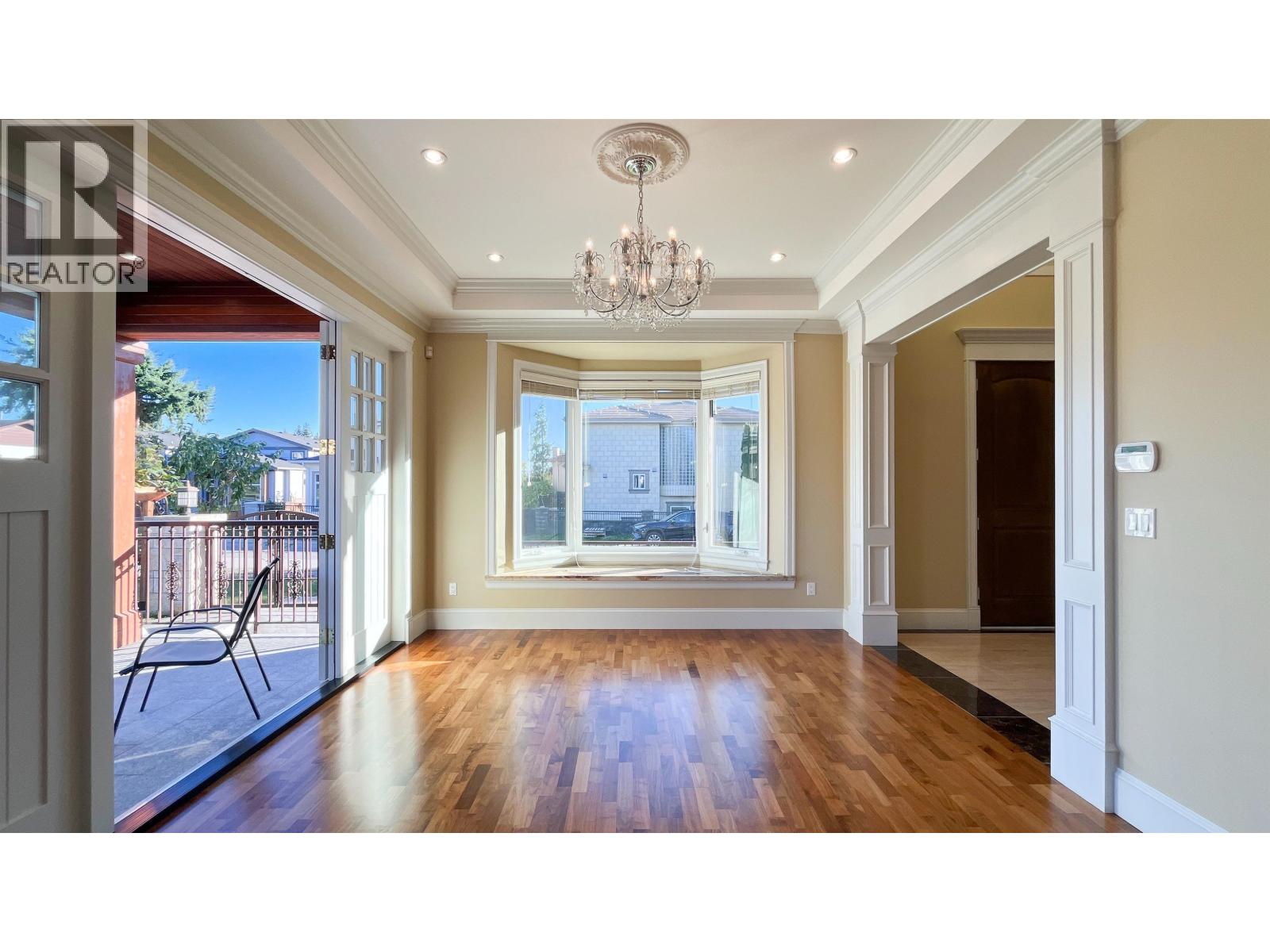 4319 Greta Street, Burnaby, British Columbia  V5J 1N9 - Photo 9 - R3086293