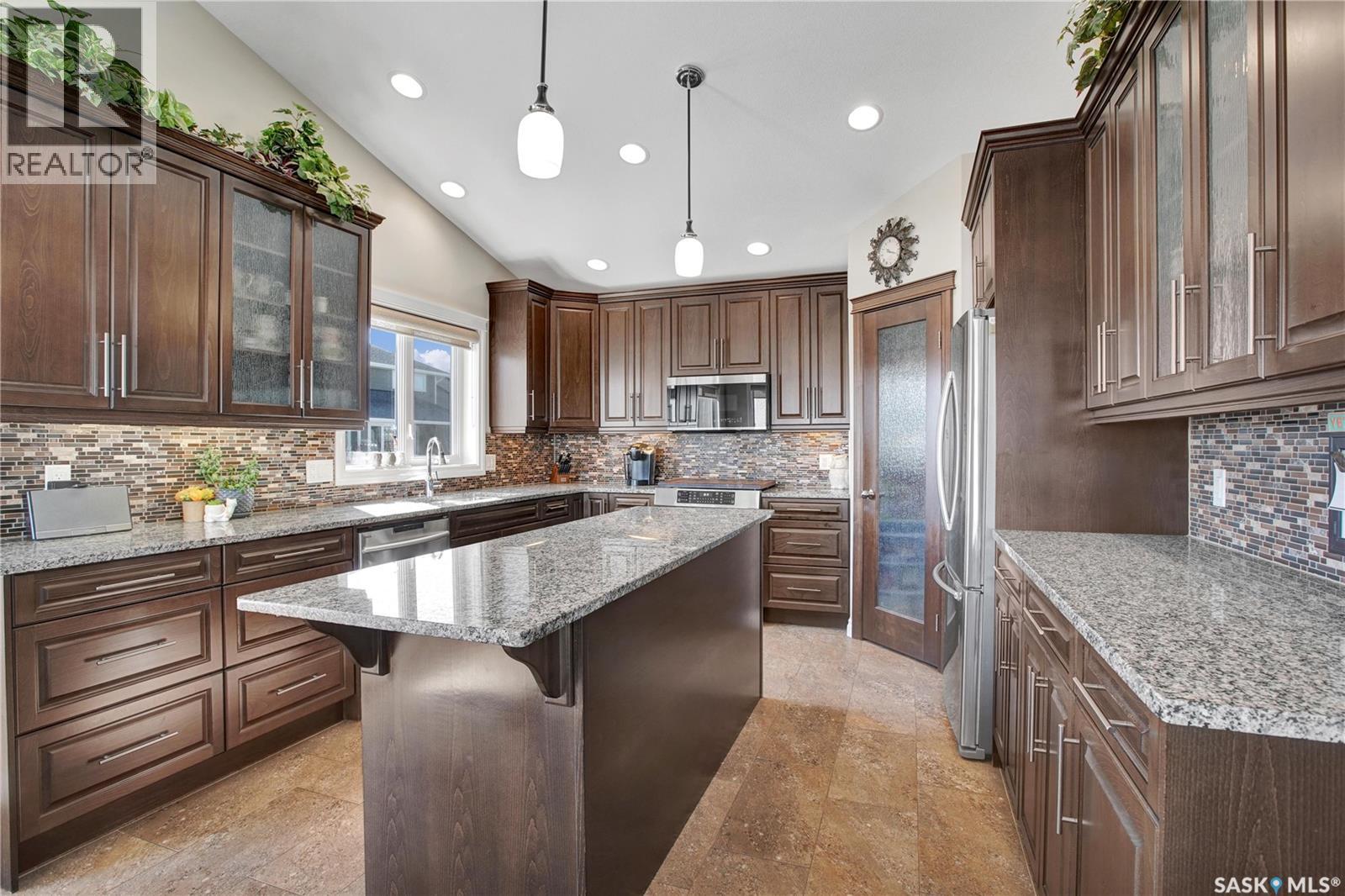 803 Salloum Crescent, Saskatoon, Saskatchewan  S7W 0N3 - Photo 13 - SK034303