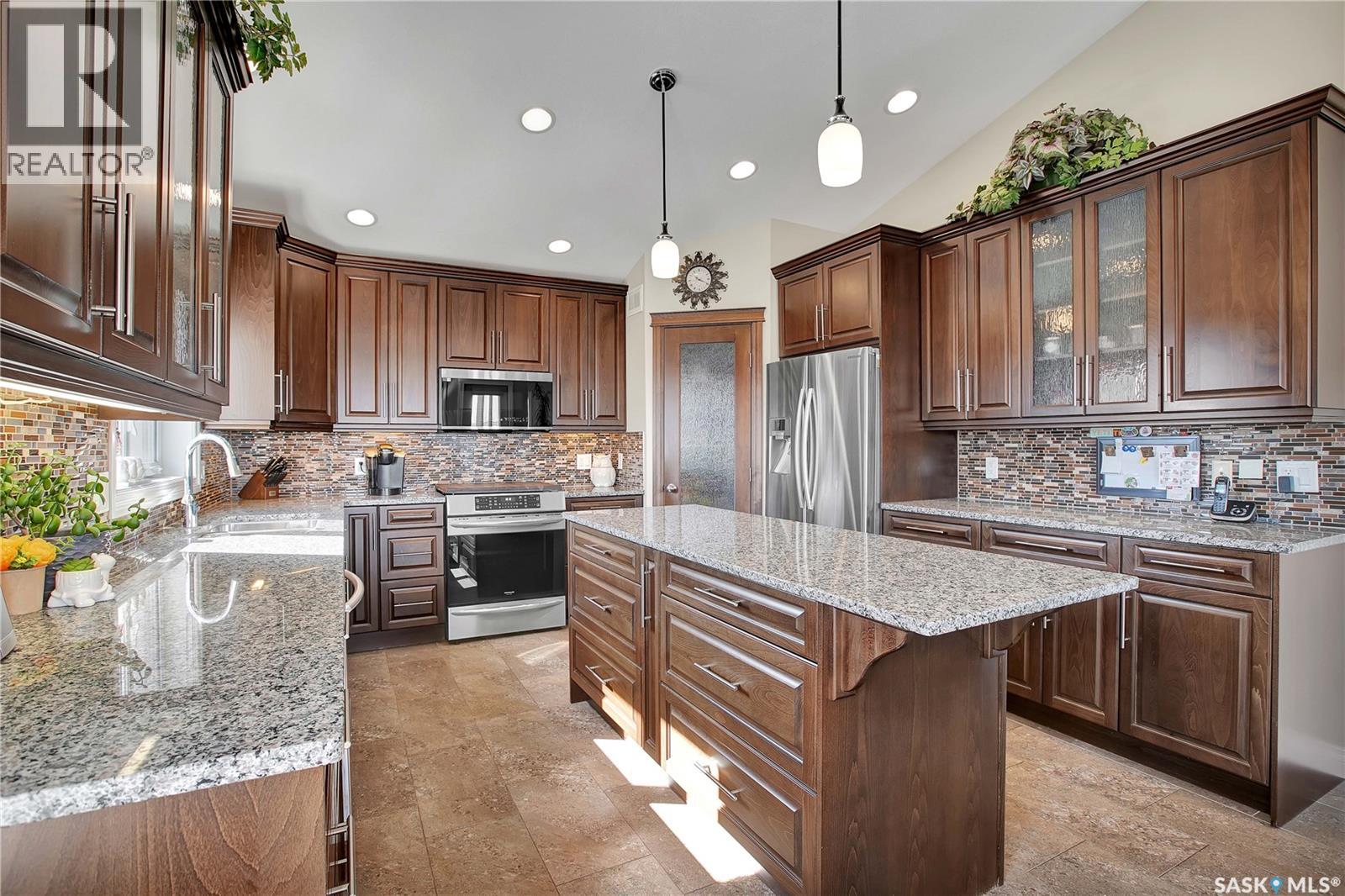 803 Salloum Crescent, Saskatoon, Saskatchewan  S7W 0N3 - Photo 14 - SK034303