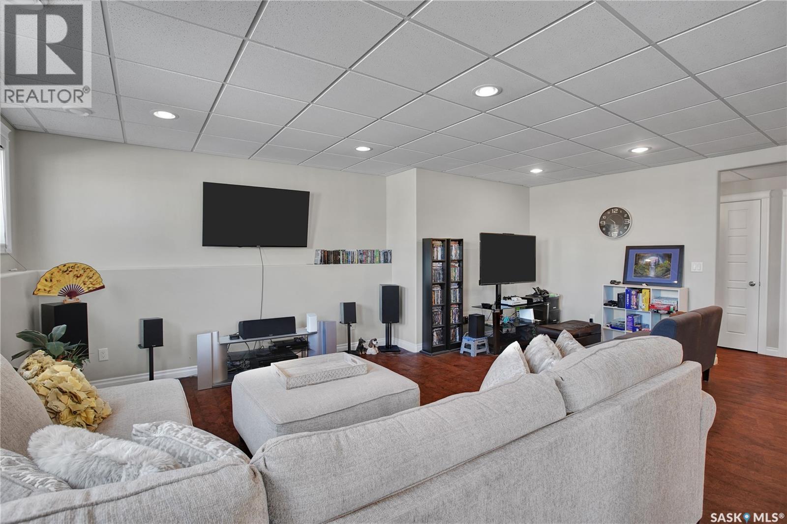 803 Salloum Crescent, Saskatoon, Saskatchewan  S7W 0N3 - Photo 26 - SK034303