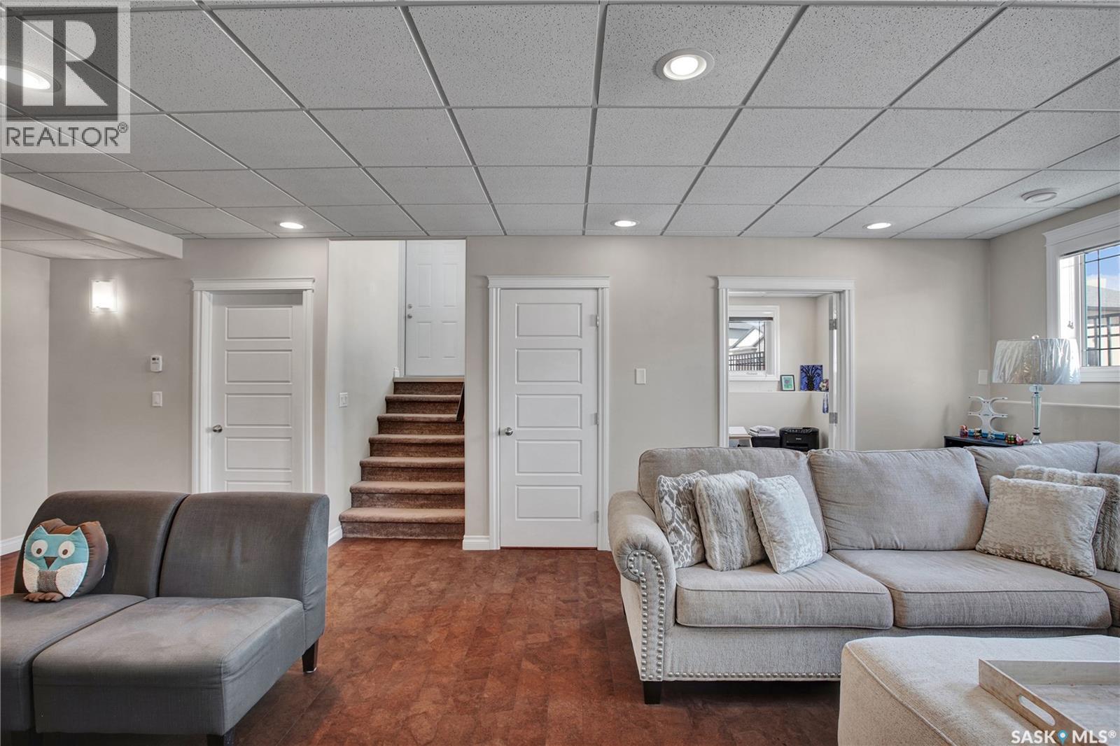 803 Salloum Crescent, Saskatoon, Saskatchewan  S7W 0N3 - Photo 27 - SK034303