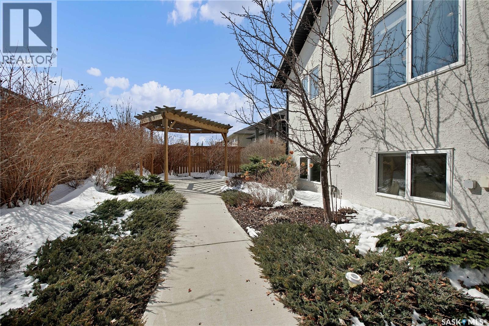 803 Salloum Crescent, Saskatoon, Saskatchewan  S7W 0N3 - Photo 39 - SK034303