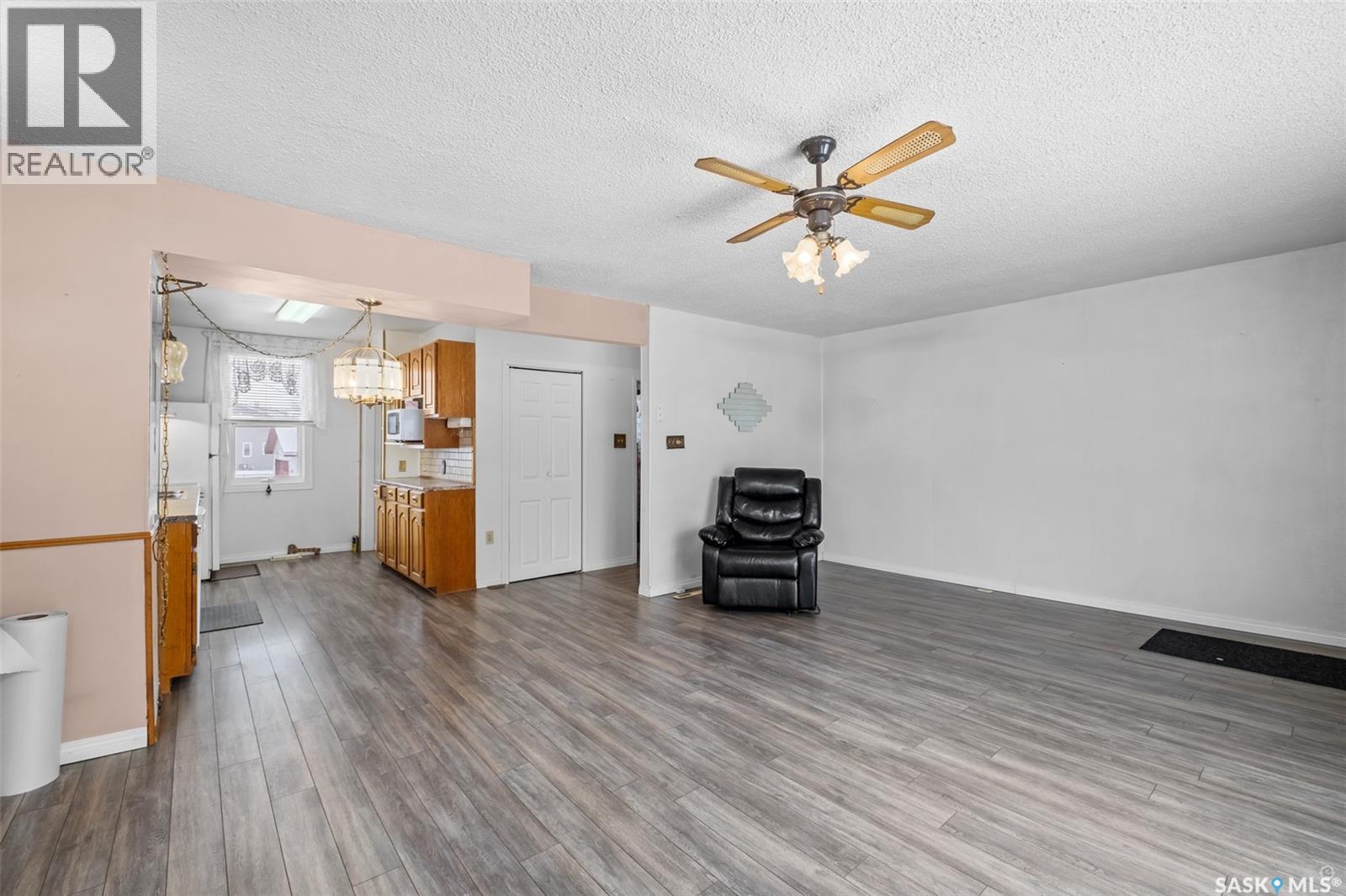 1167 1st Street E, Prince Albert, Saskatchewan  S6V 0C9 - Photo 5 - SK034215