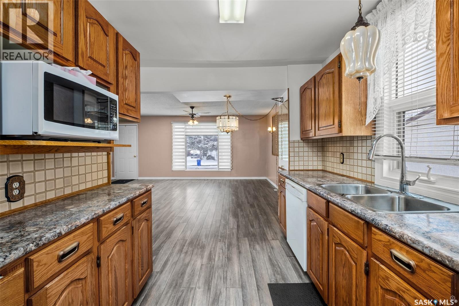 1167 1st Street E, Prince Albert, Saskatchewan  S6V 0C9 - Photo 8 - SK034215