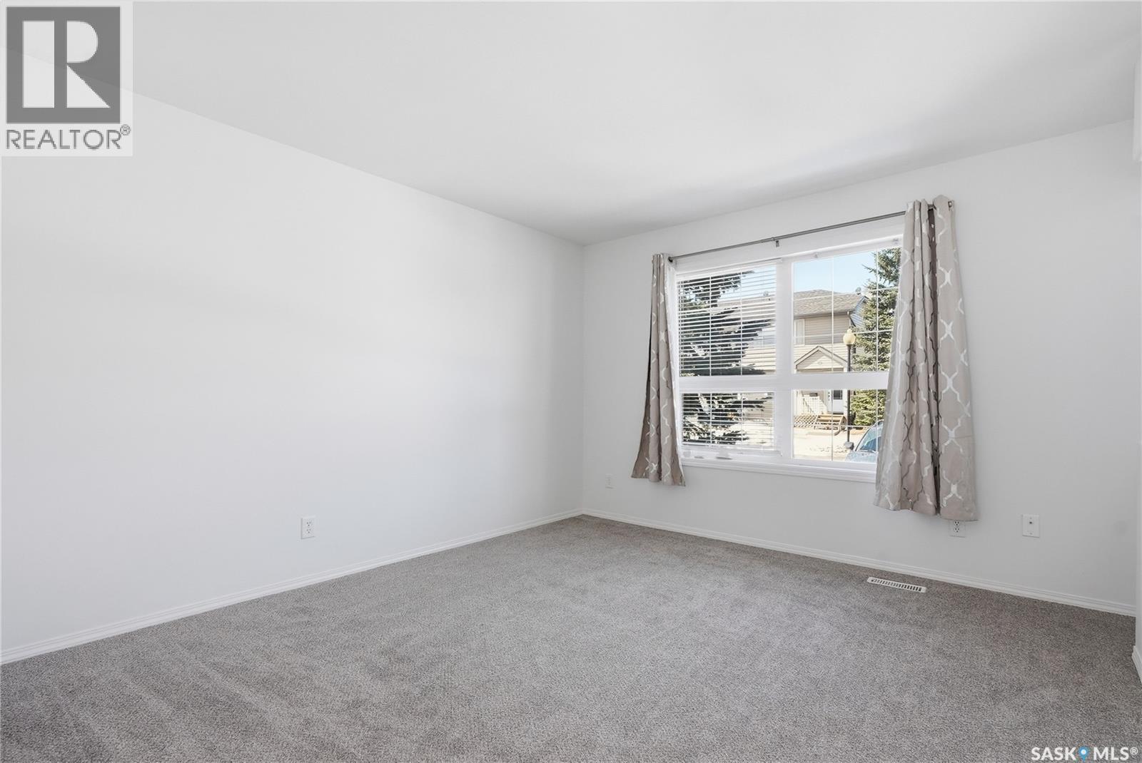 20 300 Maccormack Road, Martensville, Saskatchewan  S0K 0A2 - Photo 5 - SK034213