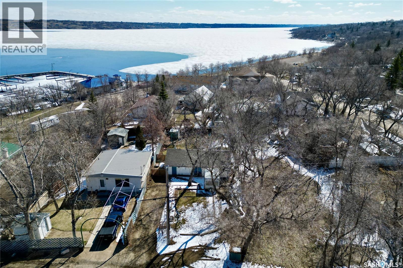 111 1st Street E, Regina Beach, Saskatchewan  S0G 4C0 - Photo 42 - SK034093