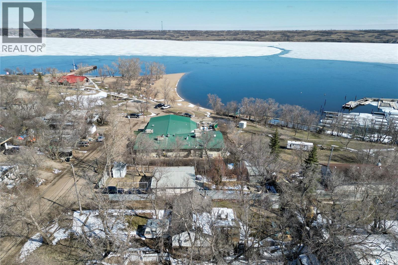 111 1st Street E, Regina Beach, Saskatchewan  S0G 4C0 - Photo 49 - SK034093