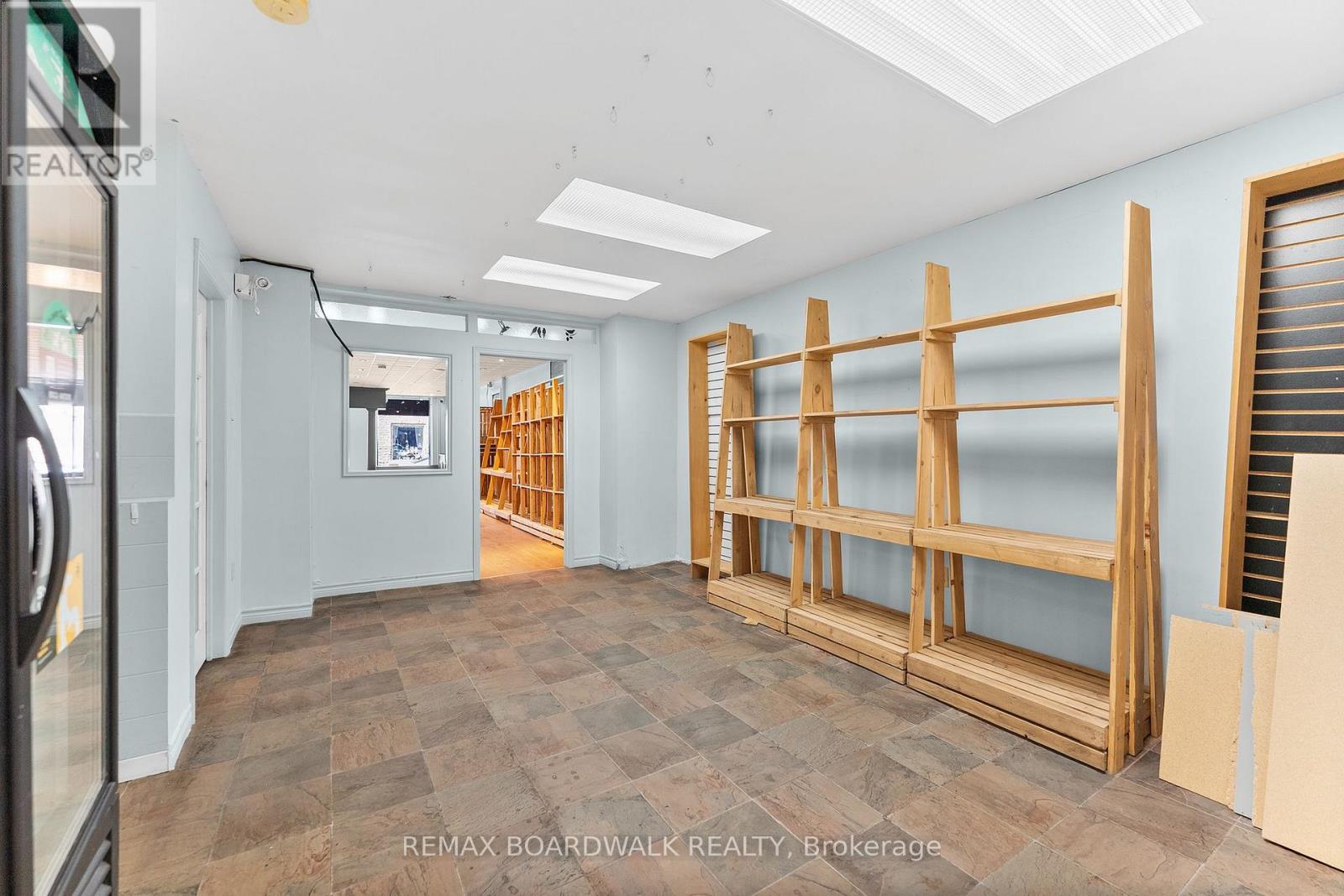 211 St.lawrence Street, Merrickville-Wolford, Ontario  K0G 1N0 - Photo 17 - X13059518