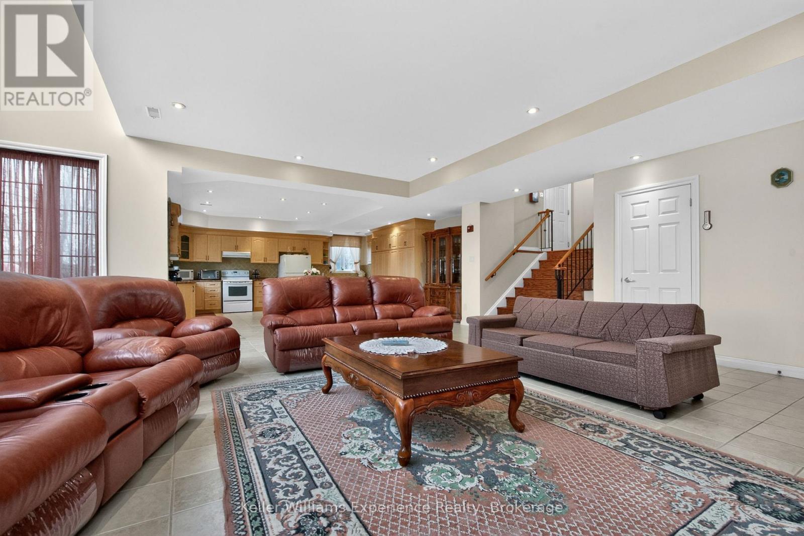 81 Silver Birch Crescent, Tay, Ontario  L0K 1R0 - Photo 10 - S13058134