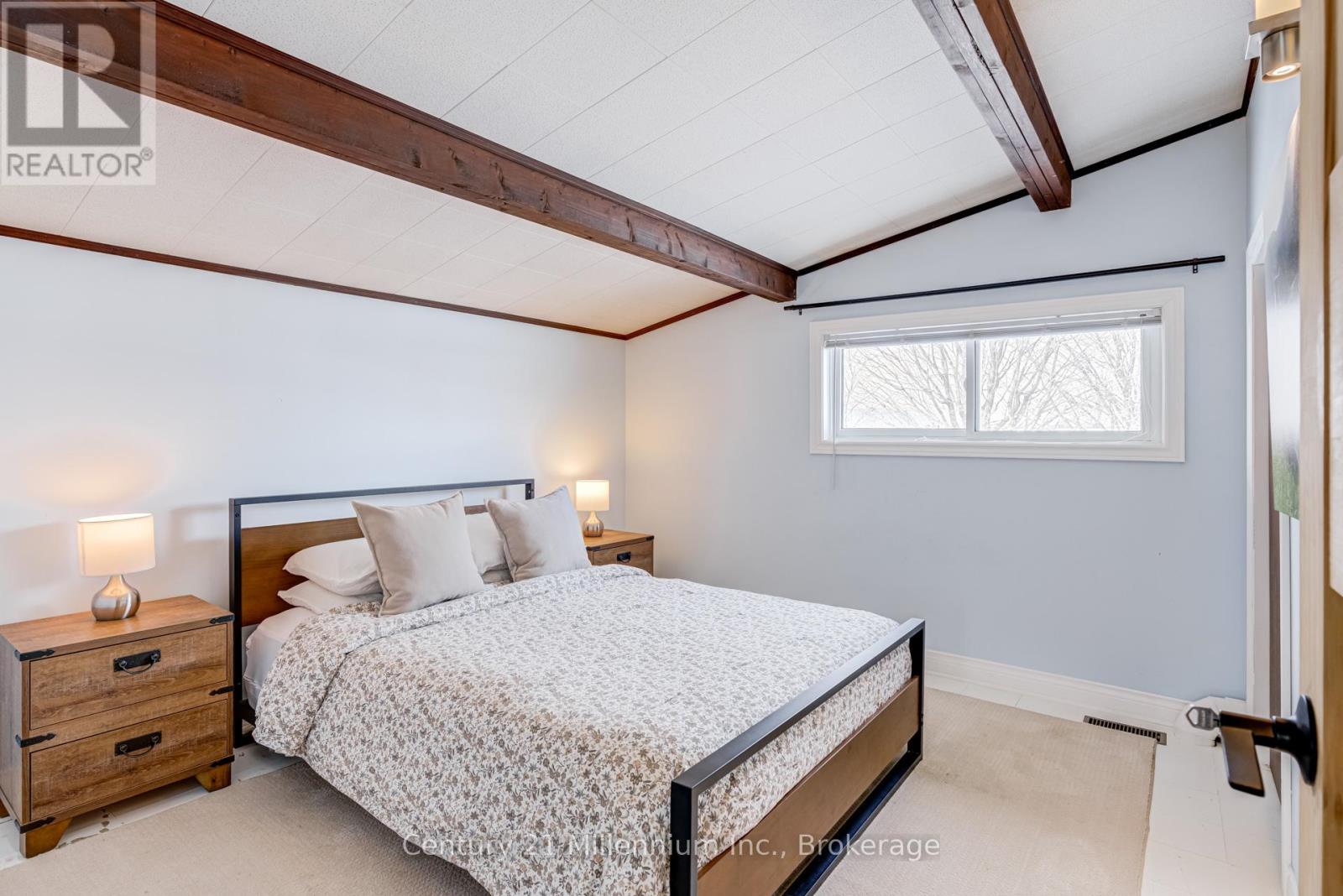 537 George Street, South Bruce Peninsula, Ontario  N0H 2T0 - Photo 43 - X12835918