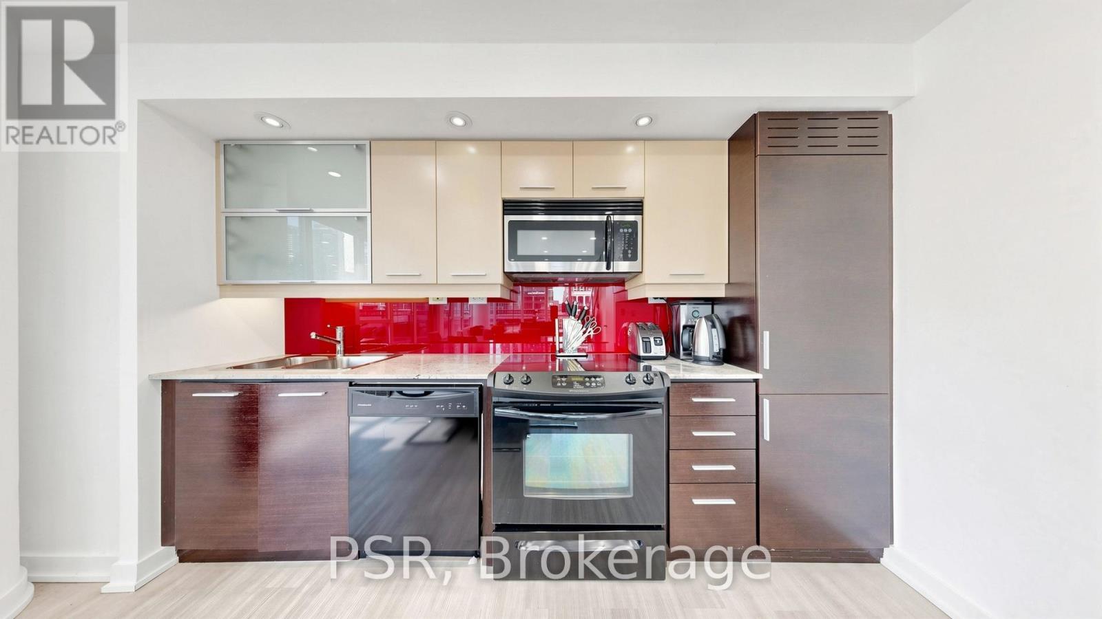 815 - 8 Telegram Mews, Toronto, Ontario  M5V 3Z5 - Photo 17 - C13038456