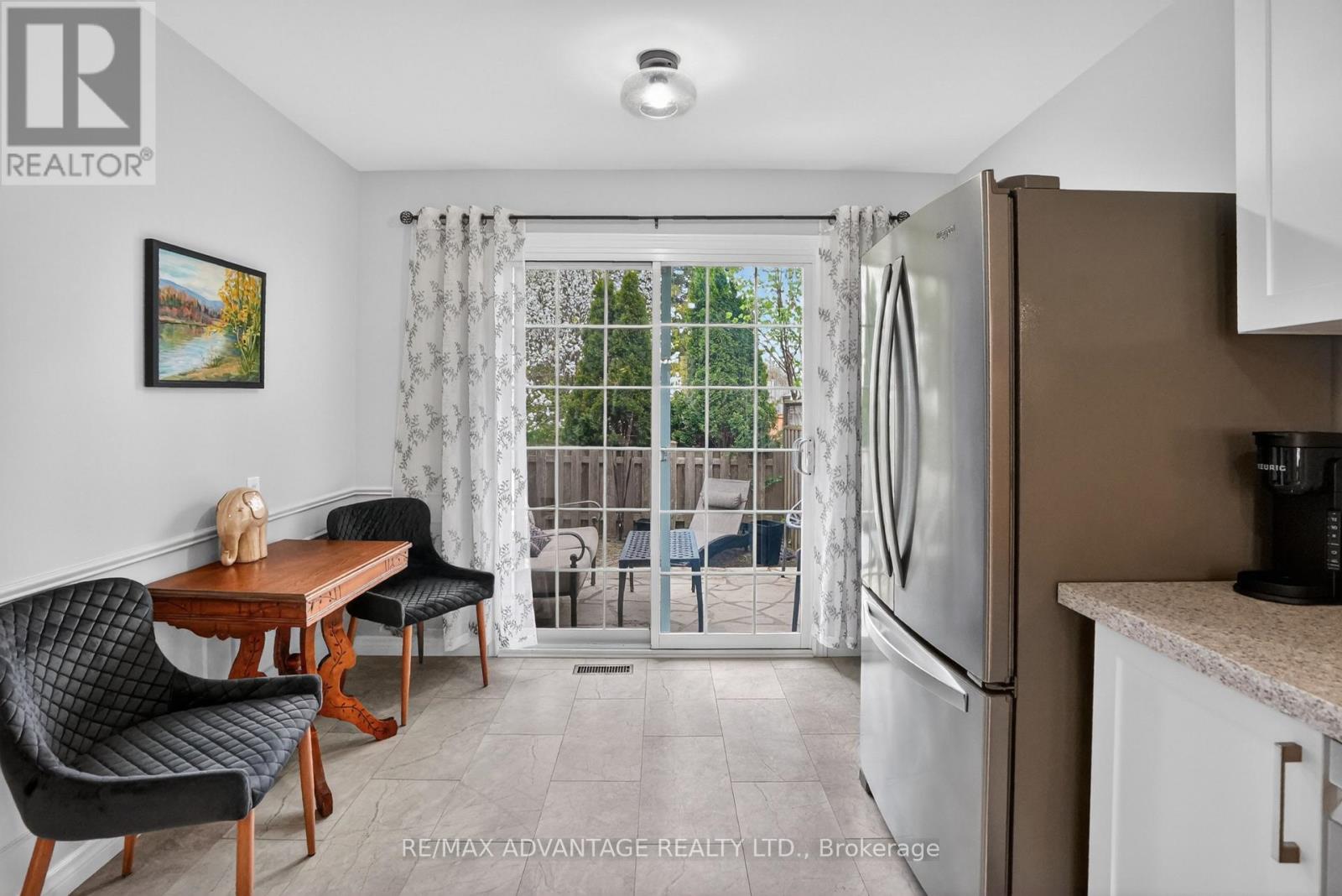 222 Homestead Crescent, London North, Ontario  N6G 2E5 - Photo 9 - X13058084