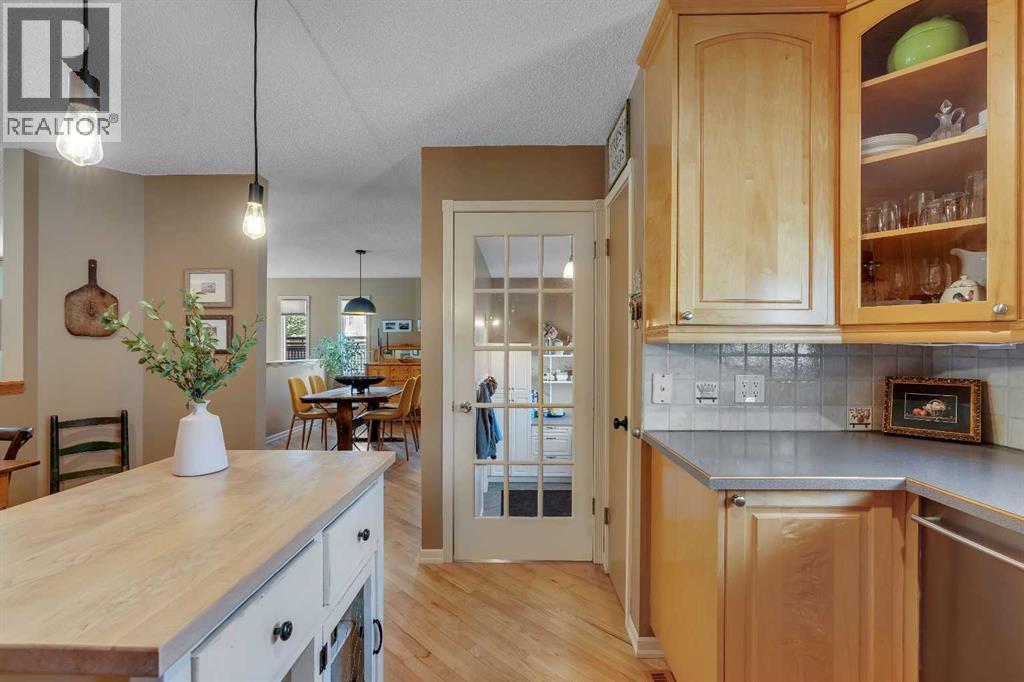 9 Mountain Place, Okotoks, Alberta  T1S 1G7 - Photo 20 - A2304951