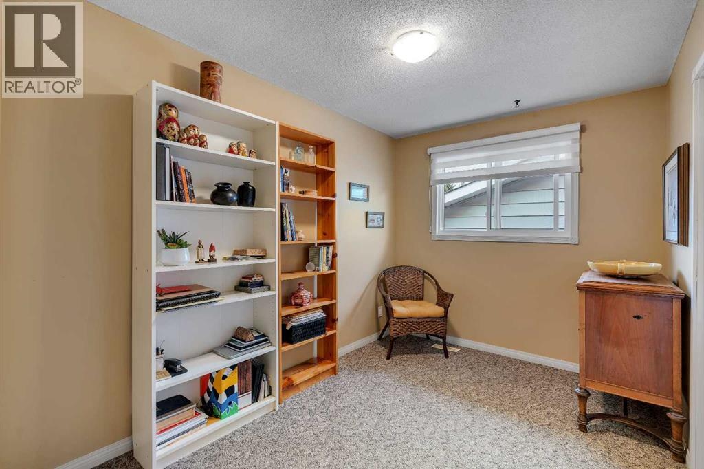 9 Mountain Place, Okotoks, Alberta  T1S 1G7 - Photo 35 - A2304951