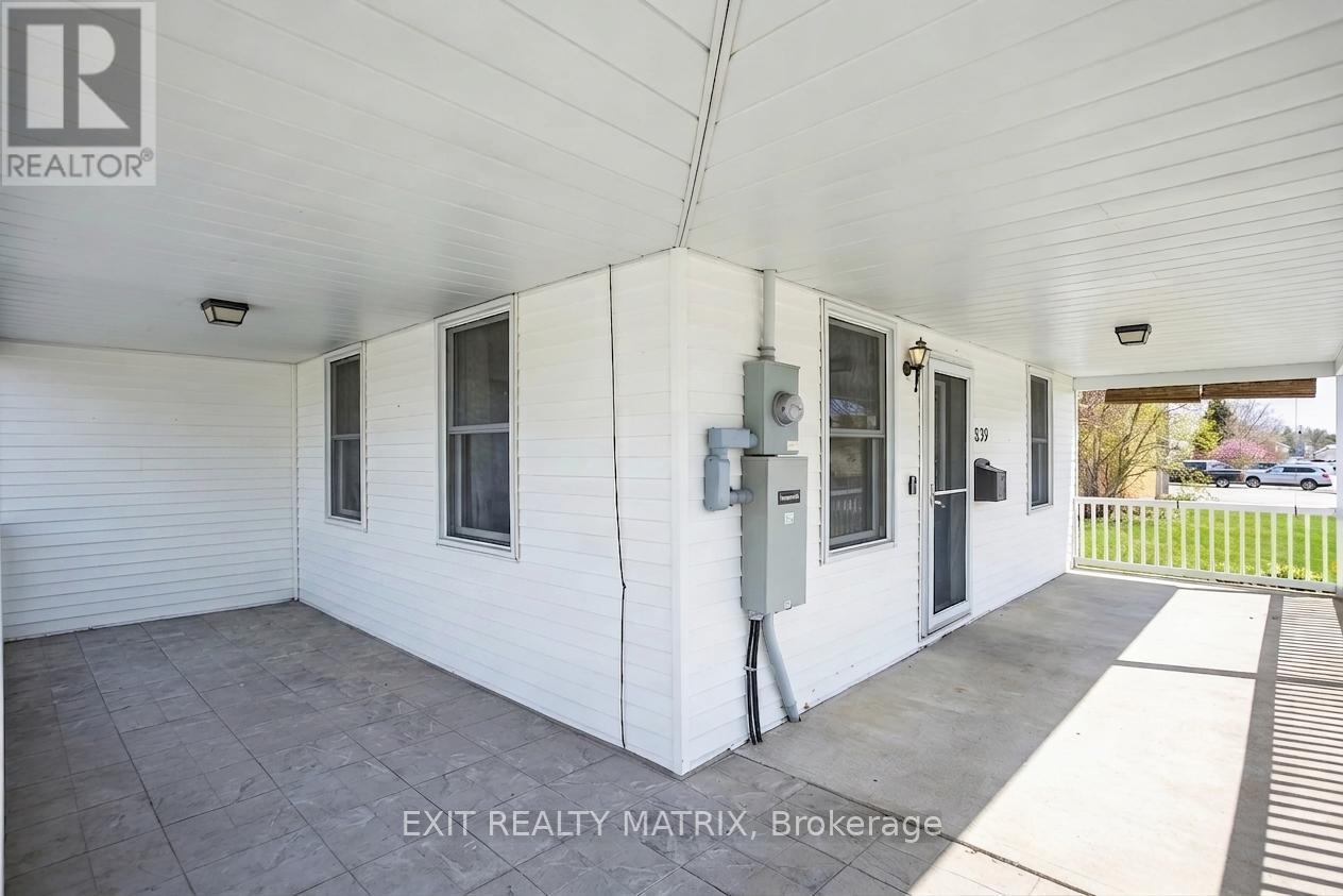 539 Church Street, North Dundas, Ontario  K0C 2K0 - Photo 5 - X12901172