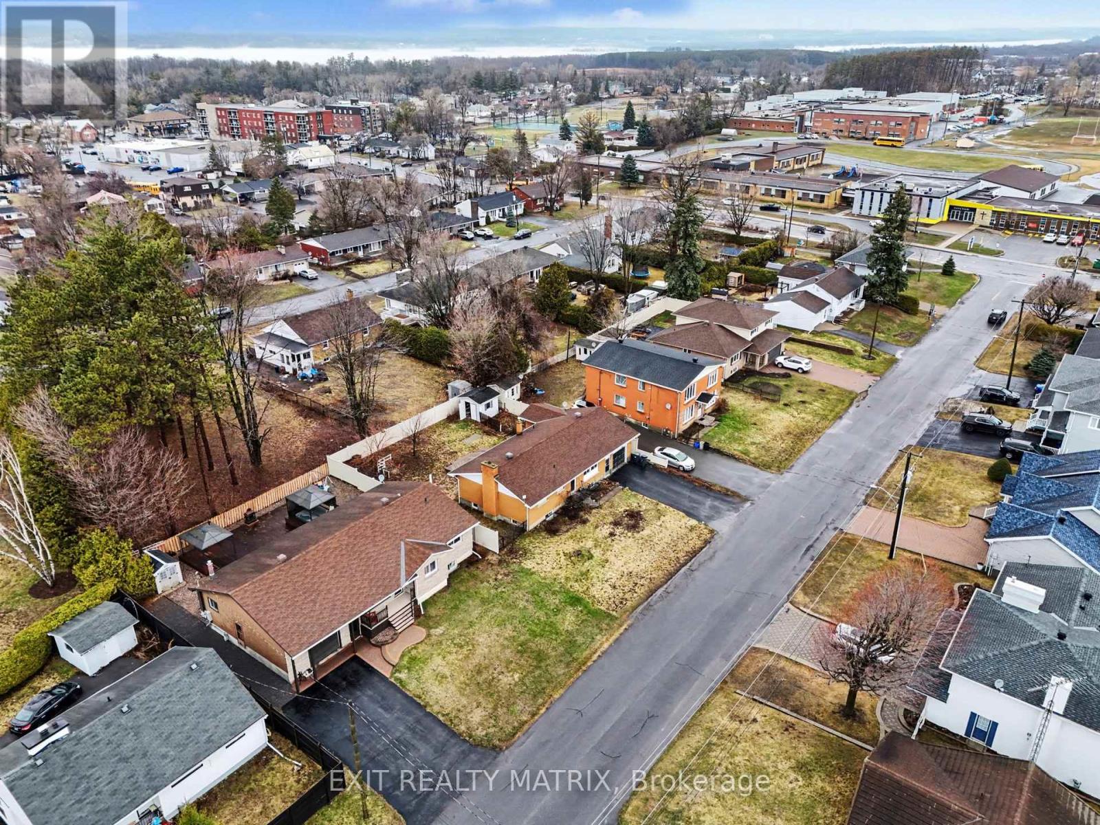 1740 Saint-Laurent Street, Clarence-Rockland, Ontario  K4K 1C2 - Photo 36 - X13058232