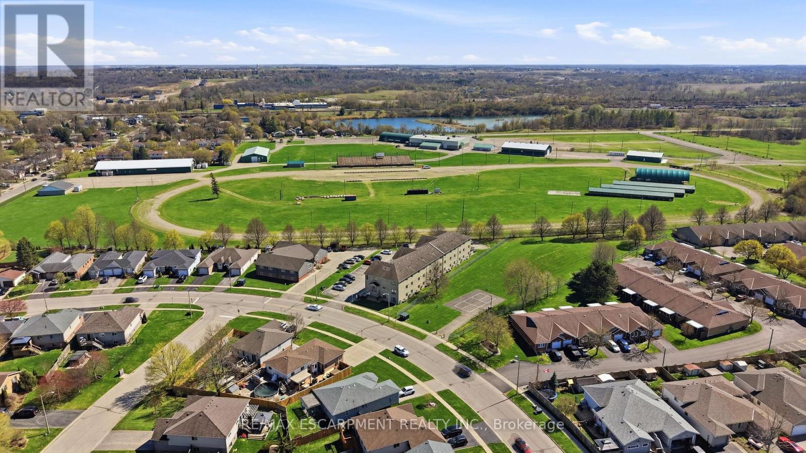 102 - 50 Whitlaw Way, Brant, Ontario  N3L 4C3 - Photo 24 - X13042348