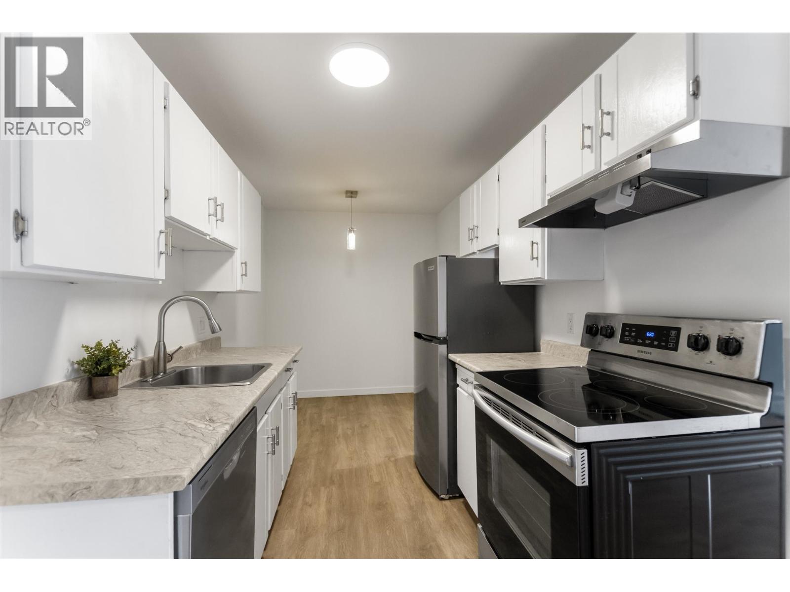 216 9202 Horne Street, Burnaby, British Columbia  V3N 4K2 - Photo 9 - R3117373