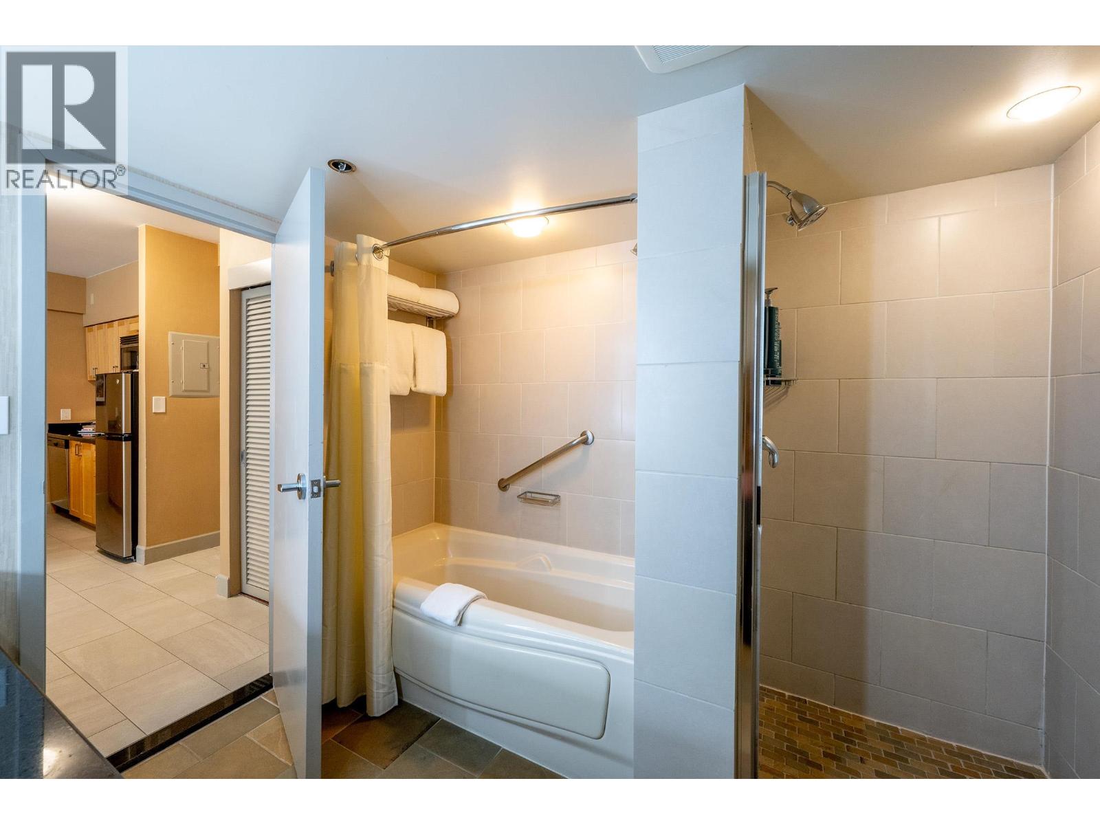 560 4050 Whistler Way, Whistler, British Columbia  V8E 1H9 - Photo 12 - R3117419