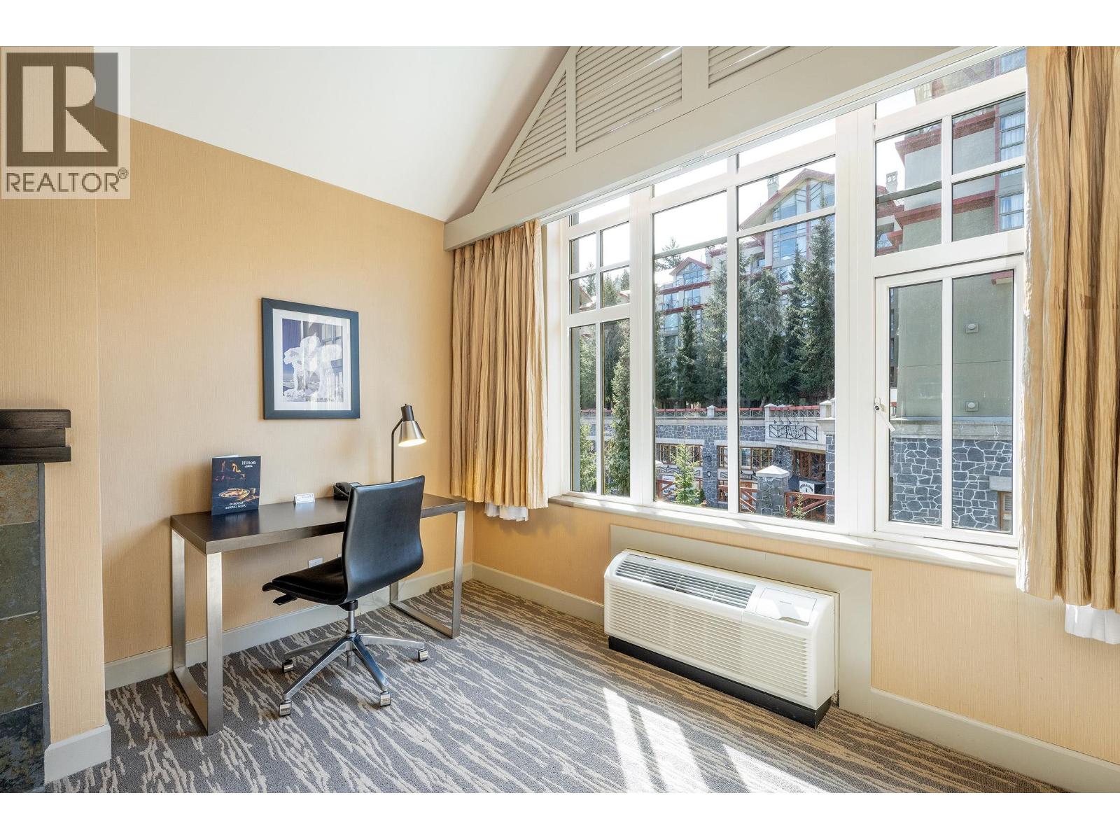 560 4050 Whistler Way, Whistler, British Columbia  V8E 1H9 - Photo 2 - R3117419