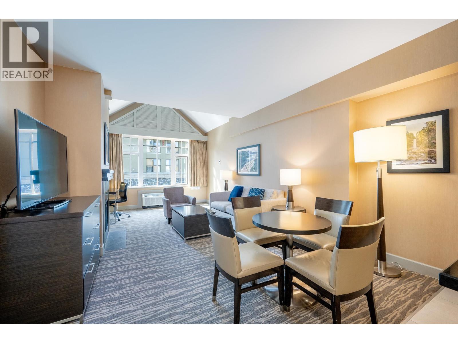 560 4050 Whistler Way, Whistler, British Columbia  V8E 1H9 - Photo 5 - R3117419