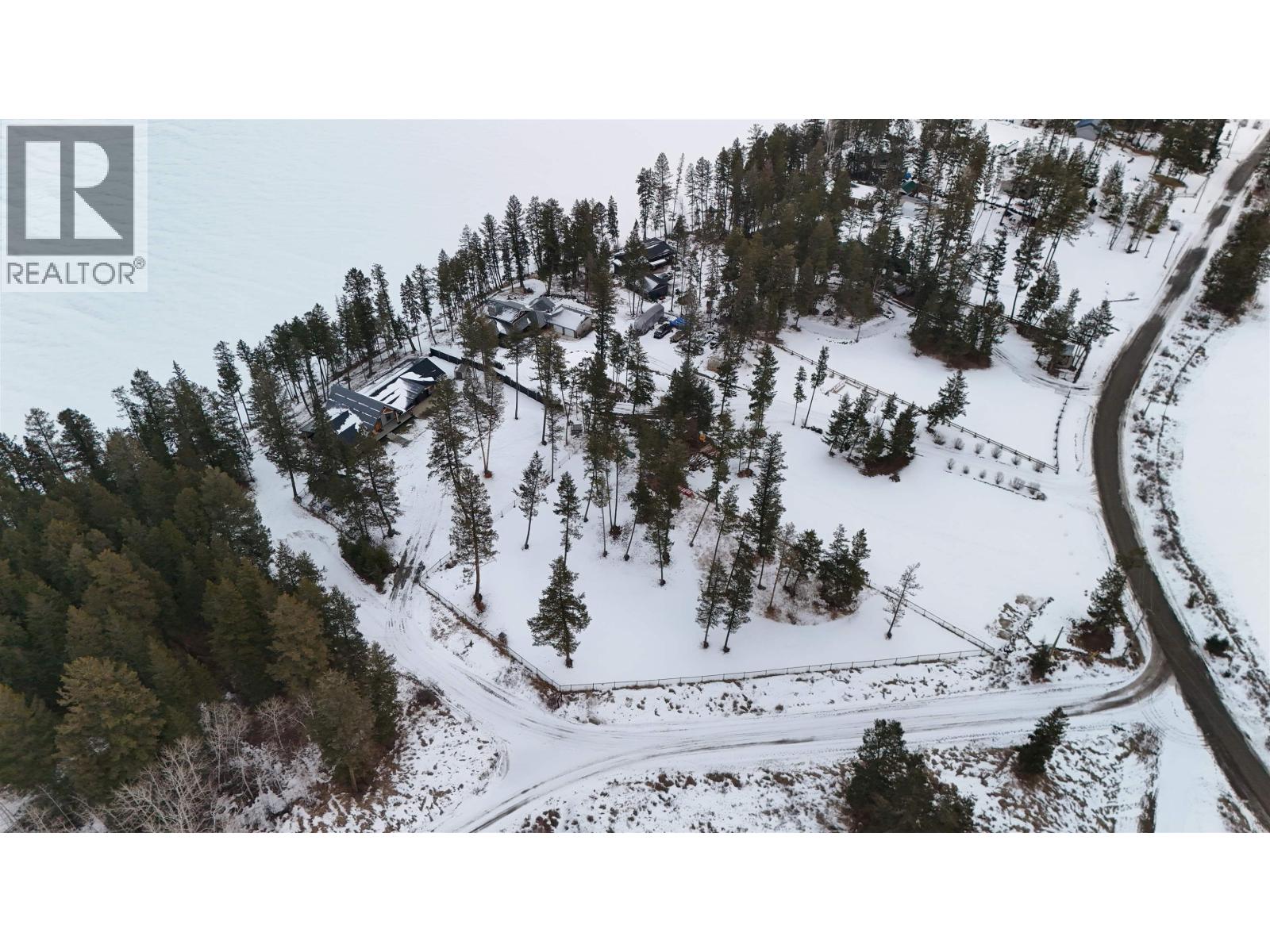 4164 Moser Road, Lac La Hache, British Columbia  V0K 1T0 - Photo 38 - R3086027