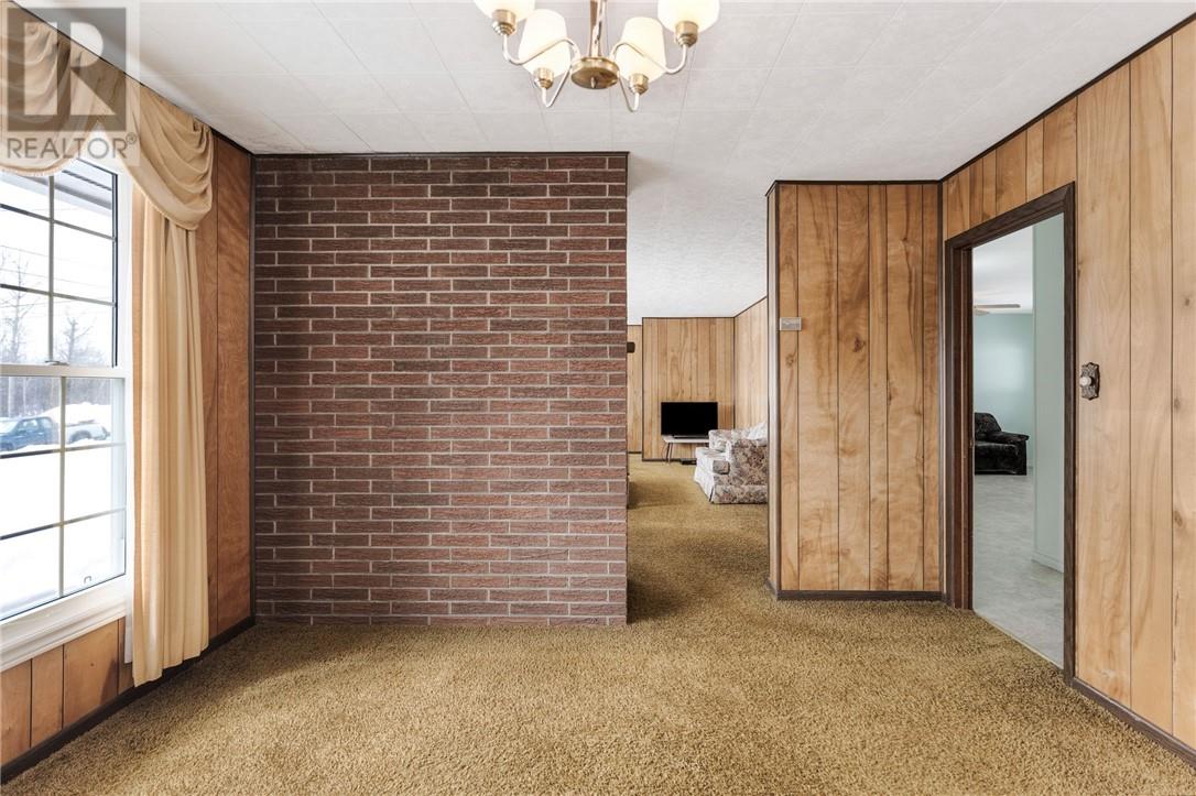 1680 Fourth Street, Val Caron, Ontario  P3N 1K3 - Photo 18 - 2127325