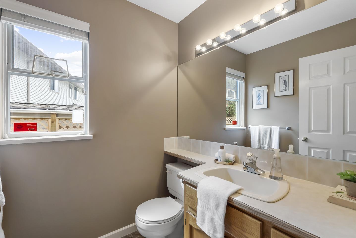 8129 154b Street, Surrey, British Columbia  V3S 7X9 - Photo 15 - R3115878