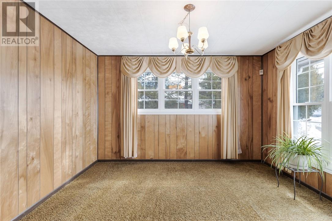 1680 Fourth Street, Val Caron, Ontario  P3N 1K3 - Photo 17 - 2127325