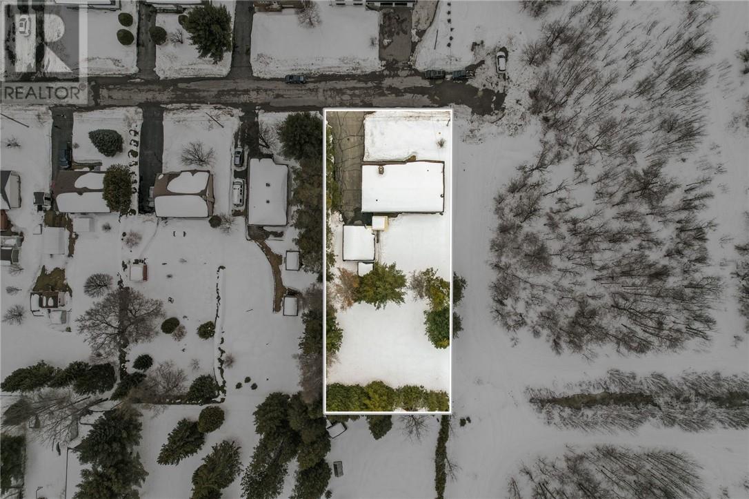 1680 Fourth Street, Val Caron, Ontario  P3N 1K3 - Photo 68 - 2127325