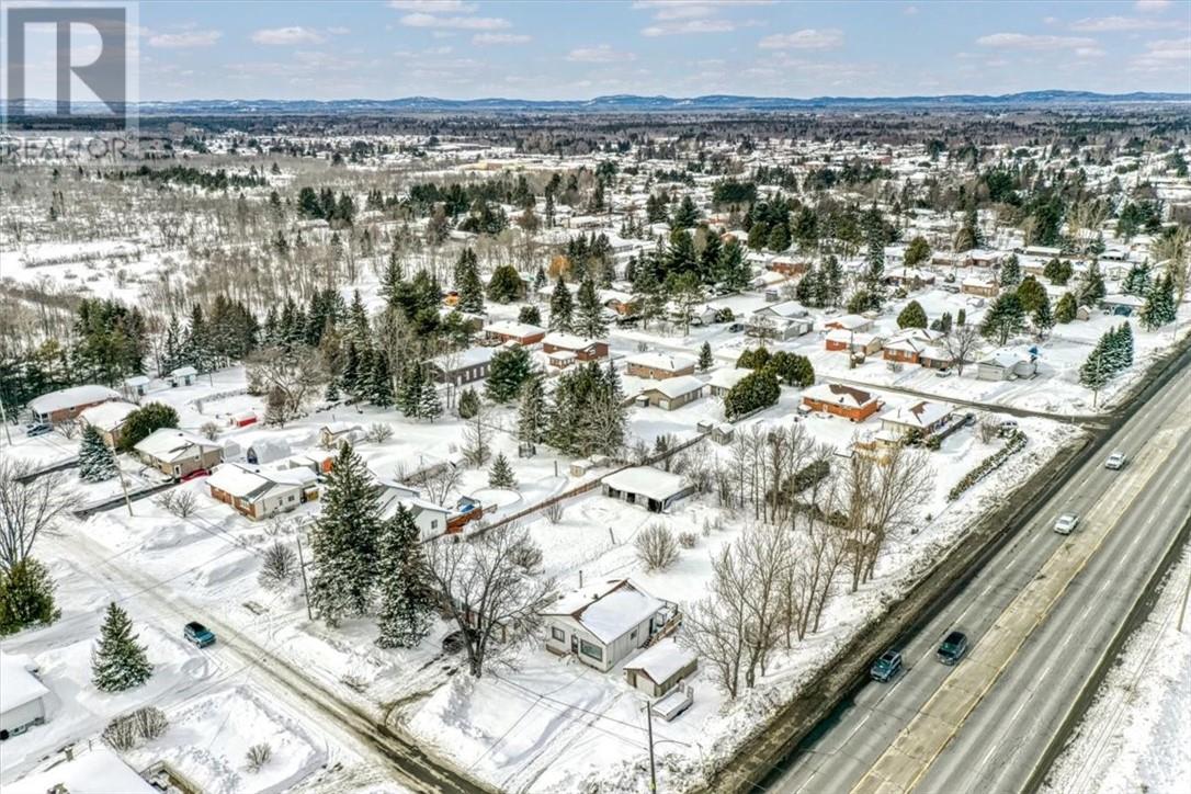 1616 Fourth Street, Val Caron, Ontario  P3N 1R4 - Photo 31 - 2127341