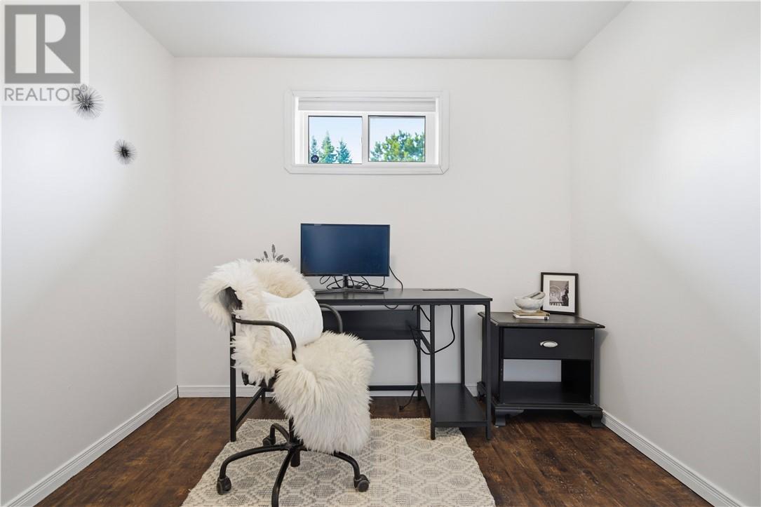 291 Ray Street, Wahnapitae, Ontario  P0M 3C0 - Photo 26 - 2127393