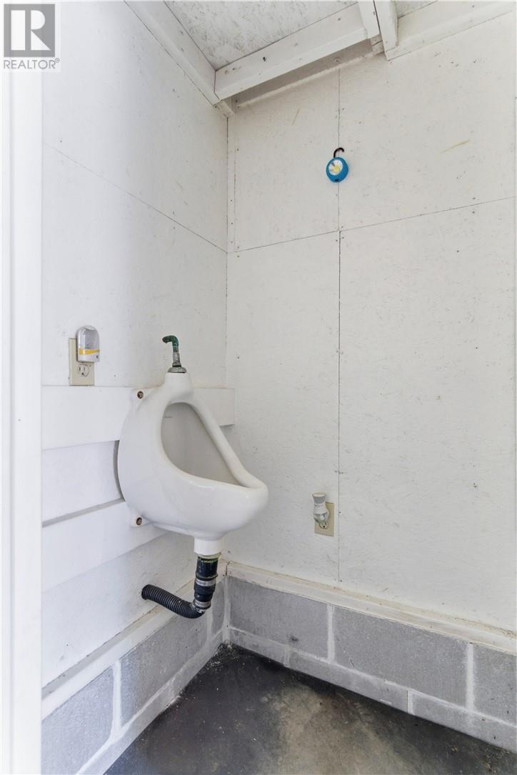 291 Ray Street, Wahnapitae, Ontario  P0M 3C0 - Photo 37 - 2127393