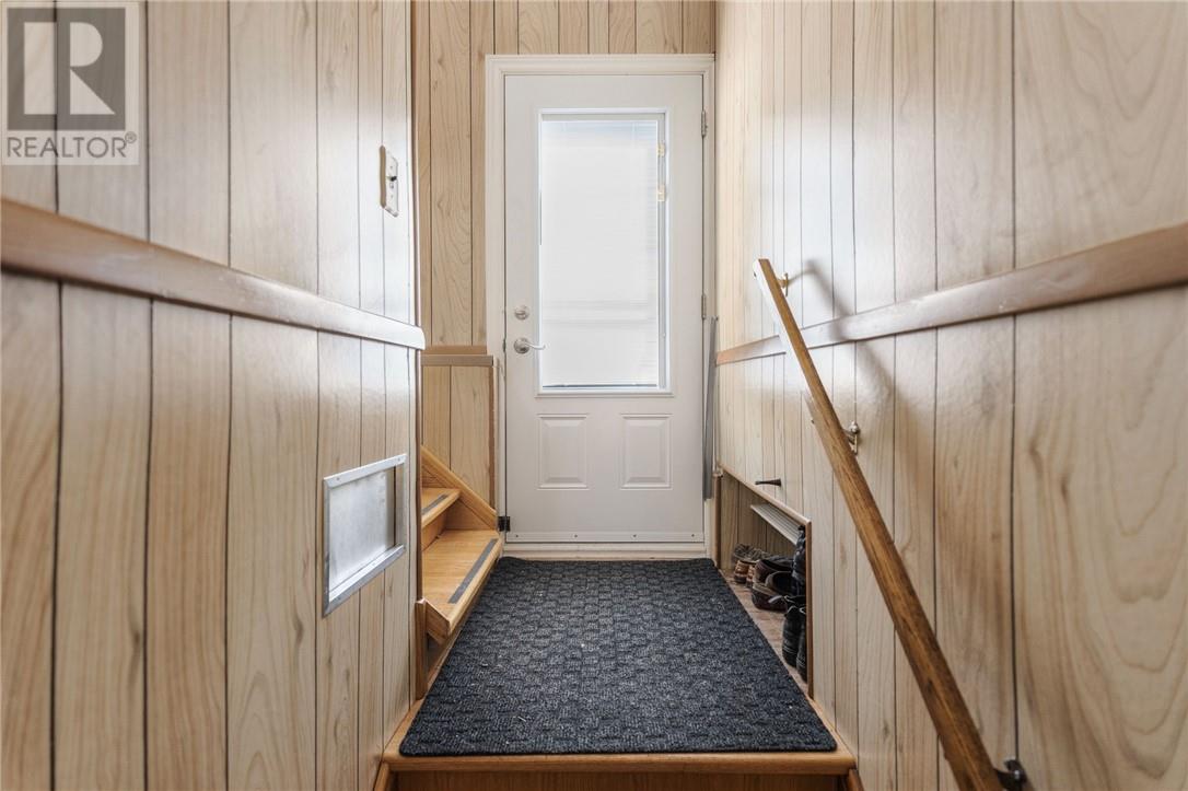 1680 Fourth Street, Val Caron, Ontario  P3N 1K3 - Photo 9 - 2127325