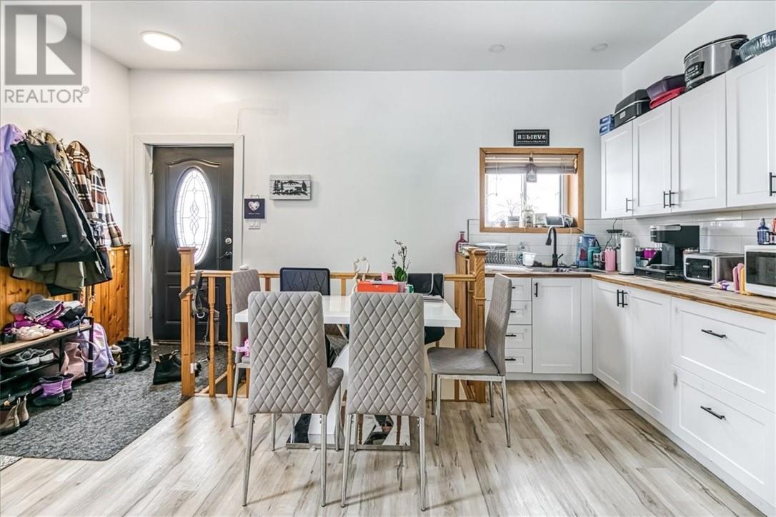 1616 Fourth Street, Val Caron, Ontario  P3N 1R4 - Photo 8 - 2127341