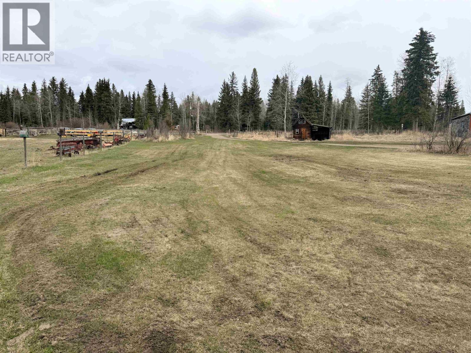 3642 Spokin Lake Road, 150 Mile House, British Columbia  V0K 2G0 - Photo 29 - R3117085