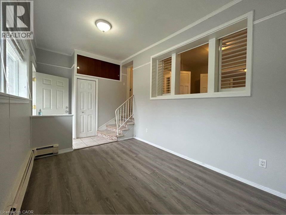 109 Moore Avenue, Waterloo, Ontario  N2J 1X3 - Photo 9 - 40823050