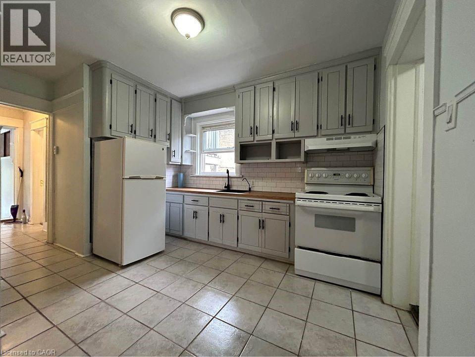 109 Moore Avenue, Waterloo, Ontario  N2J 1X3 - Photo 4 - 40823050