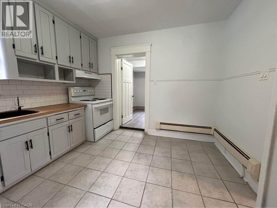 109 Moore Avenue, Waterloo, Ontario  N2J 1X3 - Photo 5 - 40823050