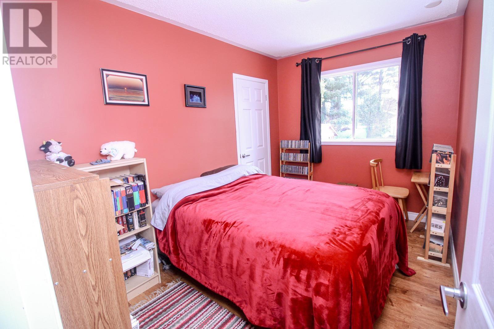 39 Lawson Ave, Sault Ste. Marie, Ontario  P6B 4E8 - Photo 17 - SM260813