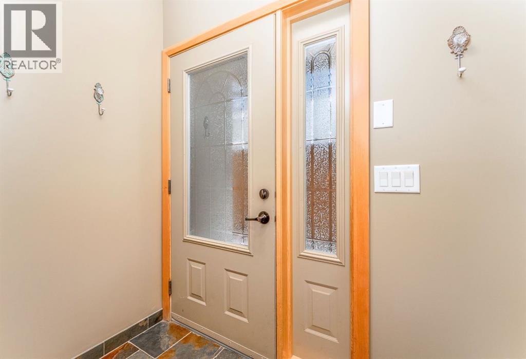 2, 722 3rd Street, Canmore, Alberta  T1W 2J6 - Photo 18 - A2279960