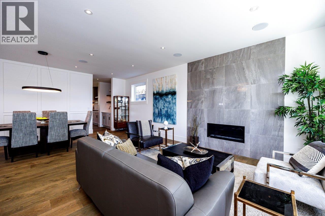 1028 Calverhall Street, North Vancouver, British Columbia  V7L 1Y3 - Photo 4 - R3117397