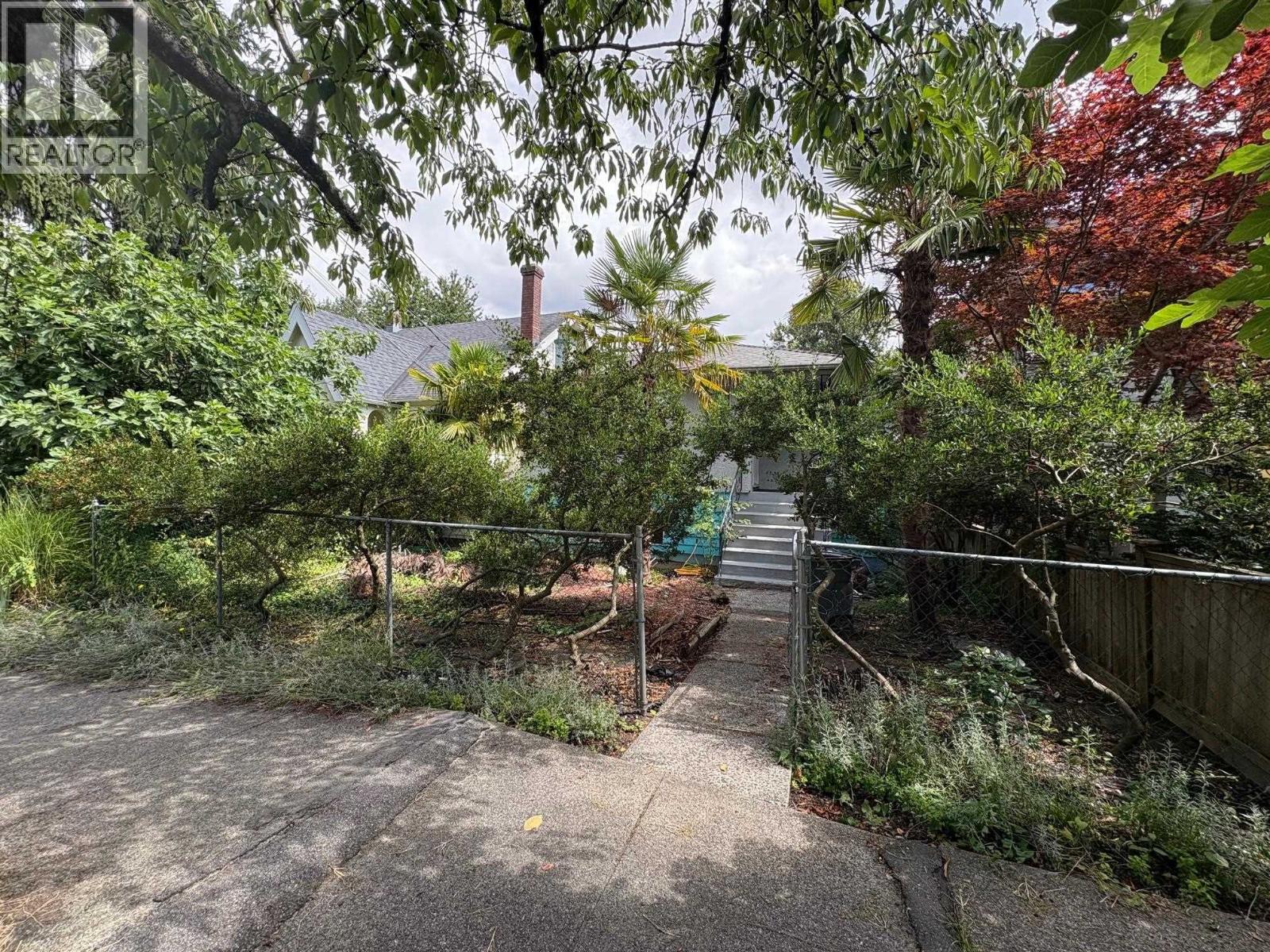 2274 Mclean Drive, Vancouver, British Columbia  V5N 3K1 - Photo 4 - R3117401