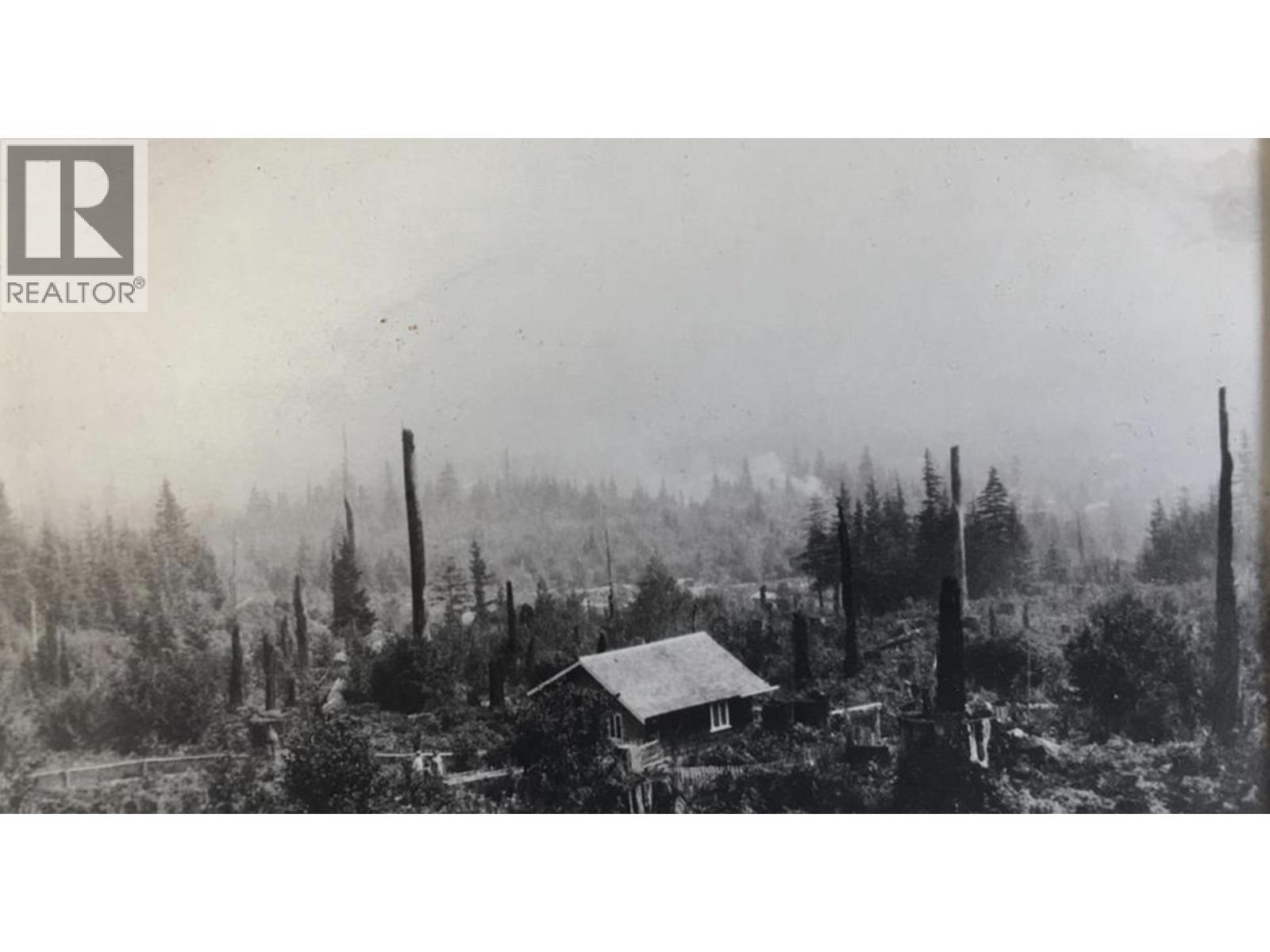 1371 Borthwick Road, North Vancouver, British Columbia  V7K 1X9 - Photo 32 - R3117408