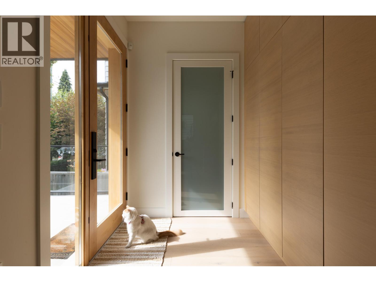 4626 Windsor Street, Vancouver, British Columbia  V5V 4P7 - Photo 3 - R3117411