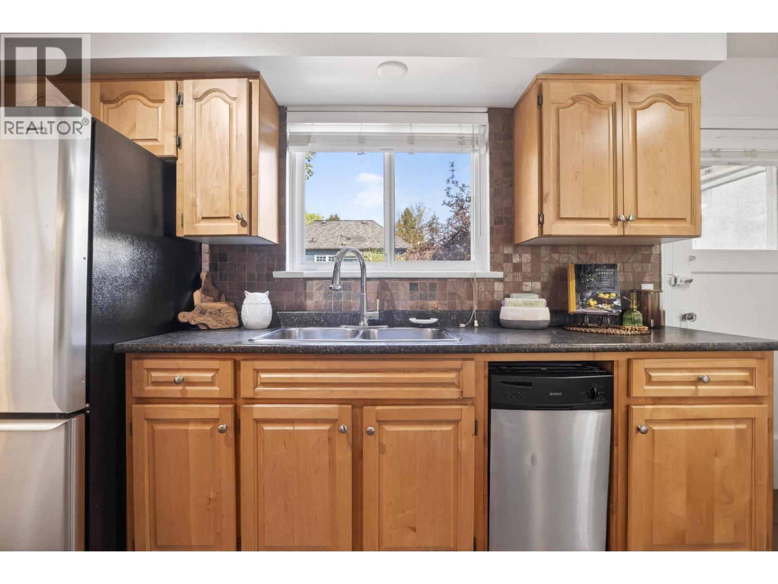 1009 E 14th Avenue, Vancouver, British Columbia  V5T 2P1 - Photo 12 - R3117429