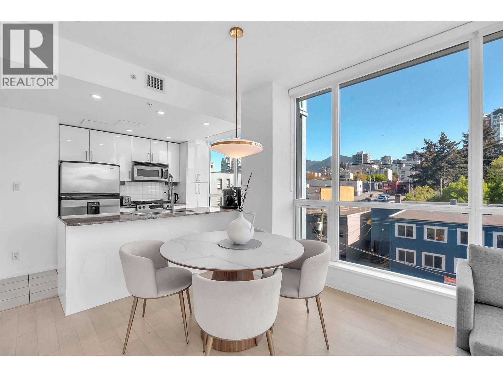 601 138 E Esplanade, North Vancouver, British Columbia  V7L 4X9 - Photo 12 - R3117431