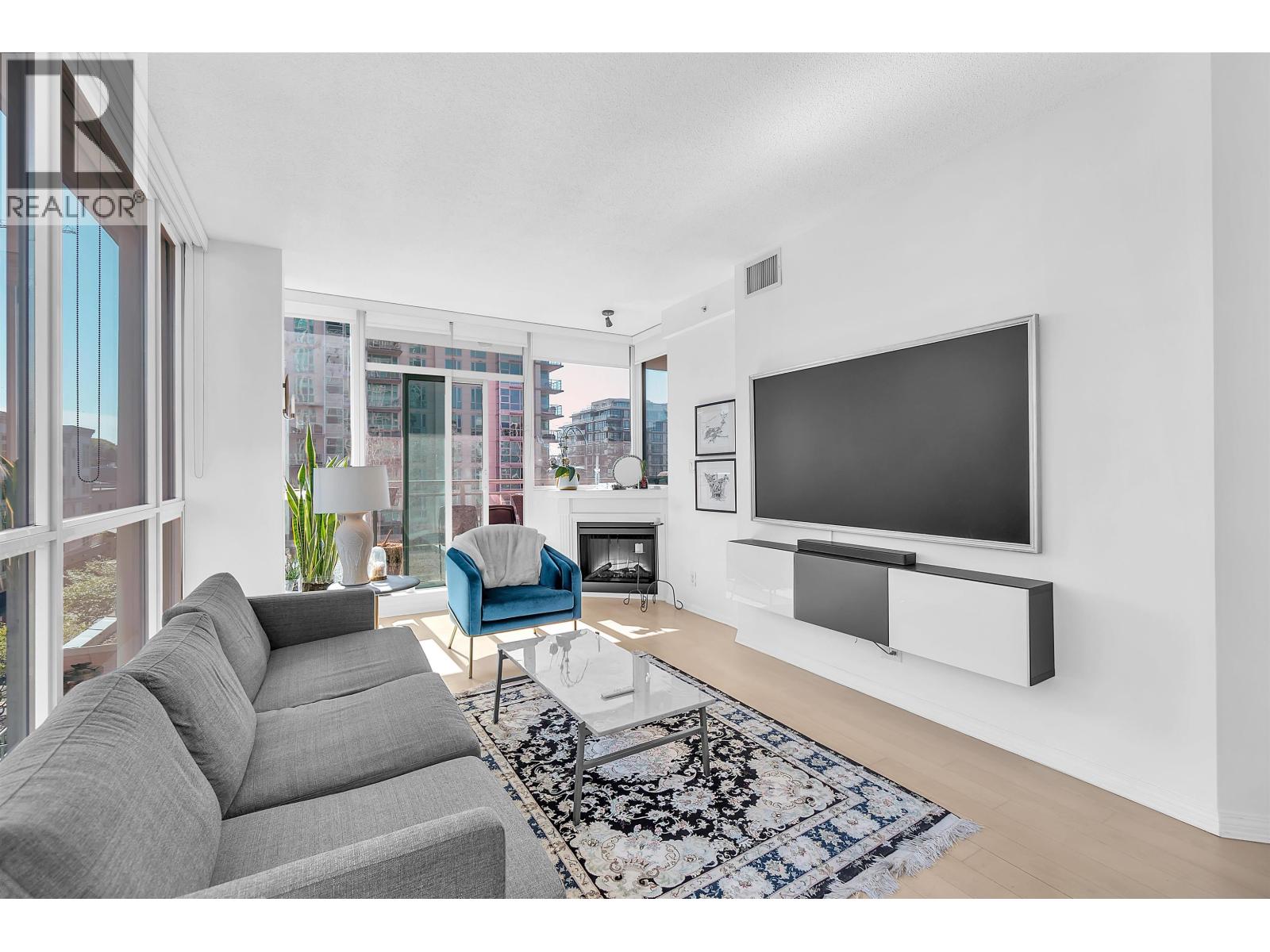 601 138 E Esplanade, North Vancouver, British Columbia  V7L 4X9 - Photo 8 - R3117431