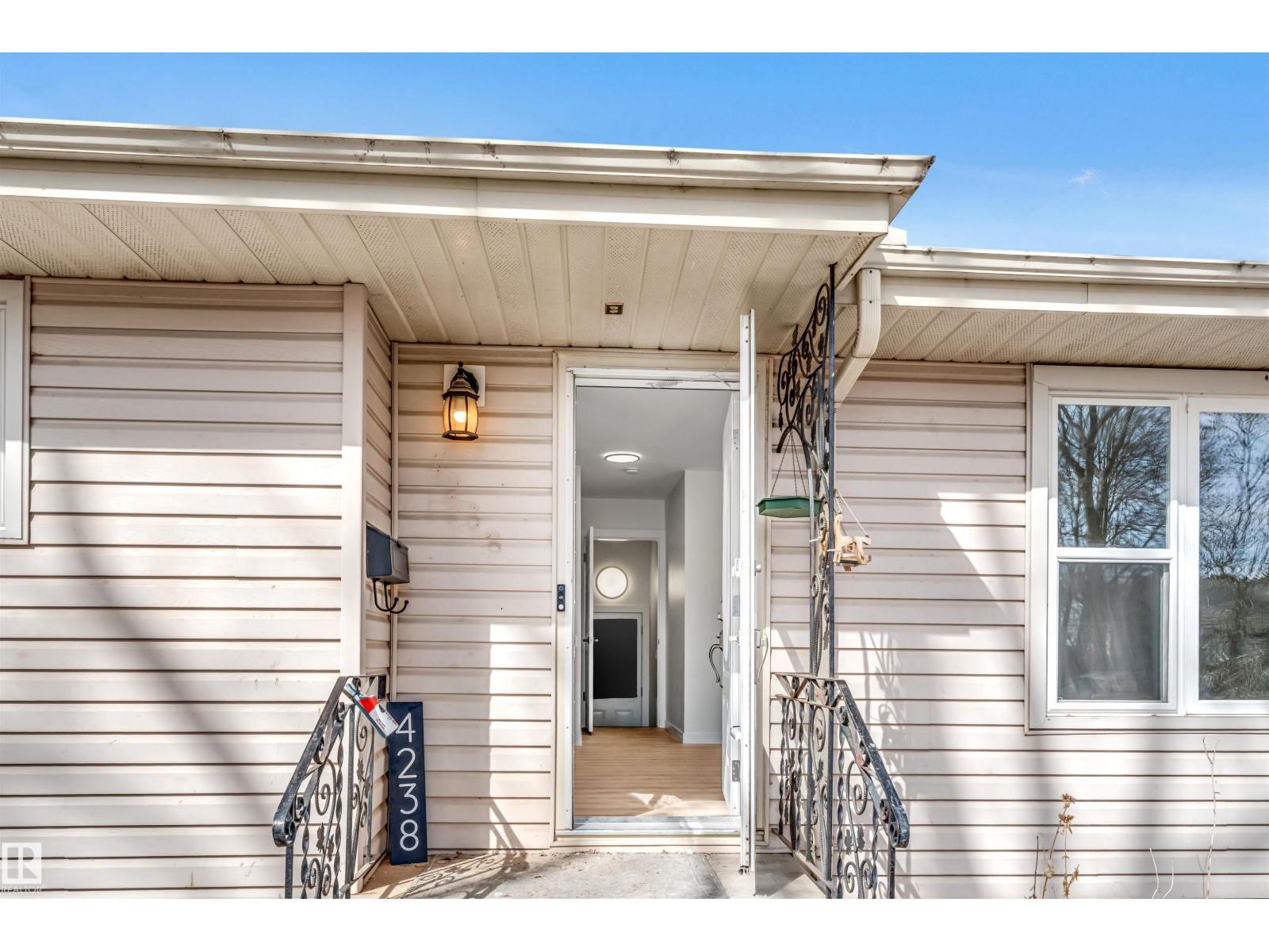 4238 117 Av Nw, Edmonton, Alberta  T5W 0Y4 - Photo 3 - E4484685