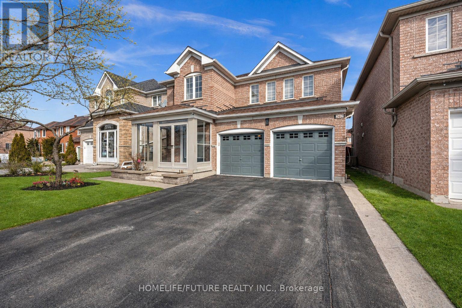 262 HELEN AVENUE, Markham, Ontario